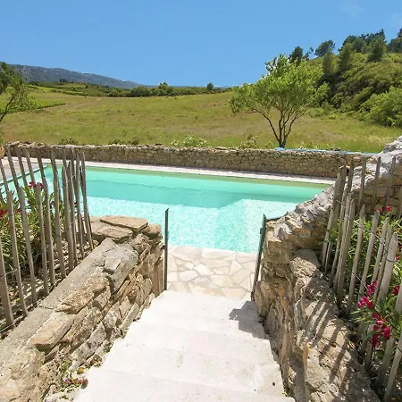 Apartment Charming Flat In Que With Jacuzzi *