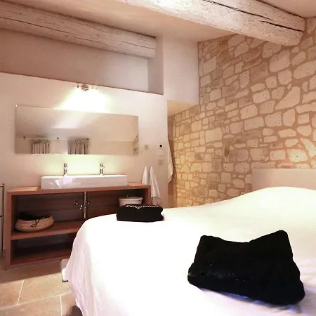 Charming Flat In Que With Jacuzzi * Villeseque-des-Corbieres